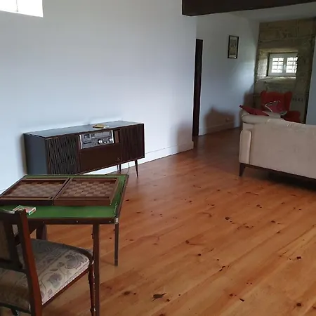Holiday home Fuer 20 Personen In Ribeiradio, Regio Centro Beira Ribeiradio