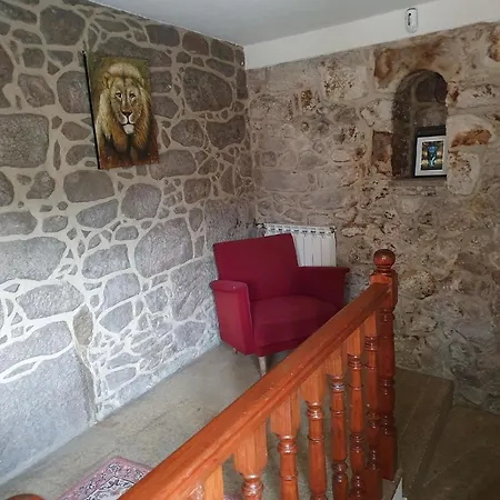 Fuer 20 Personen In Ribeiradio, Regio Centro Beira Holiday home